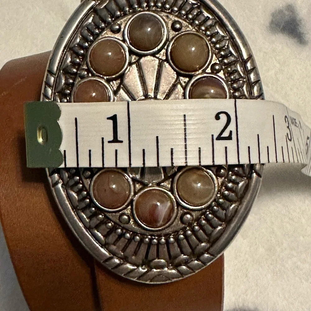 Sonoma Women’s Brown Leather Belt M Silver Oval Buckle Cabochon Stones Cowgirl